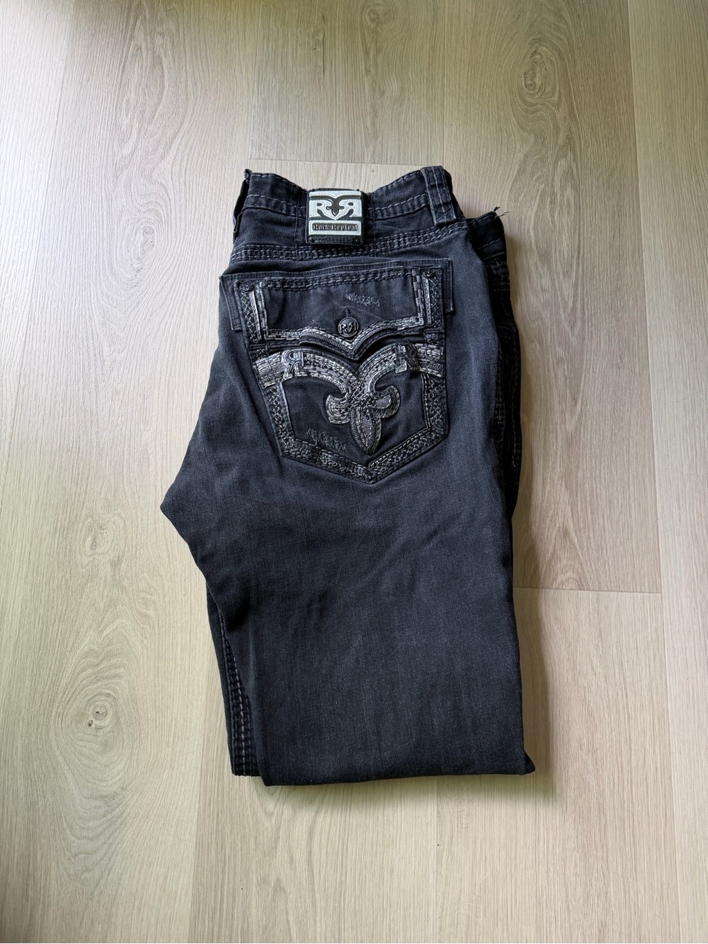 Men's Black Rock Revival Jeans with Embroidered Back Pocket